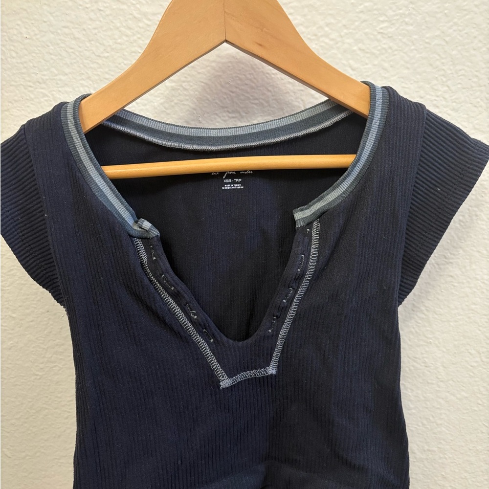 Urban Outfitters Black Go For Gold Short Sleeve Top